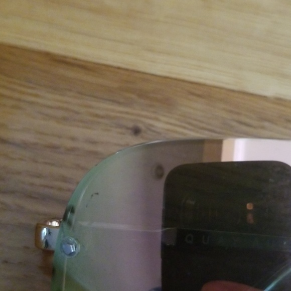 Quay gold aviators - Picture 7 of 7